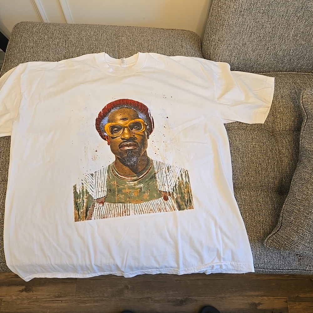 T shirt